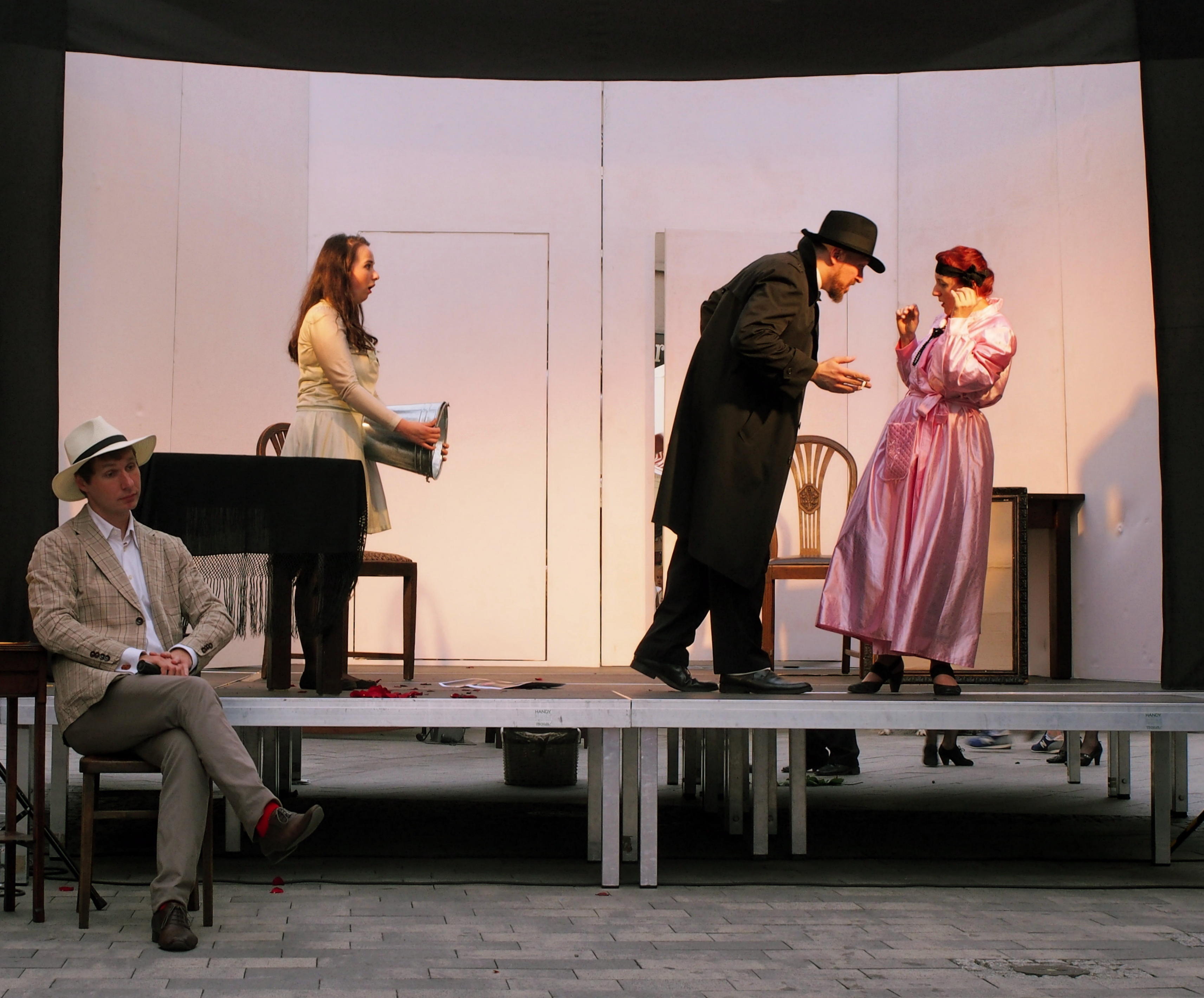 Kliknij obrazek, aby uzyskać większą wersję

Nazwa:	Retro..EB.jpg
Wyświetleń:	154
Rozmiar:	622,1 KB
ID:	149981