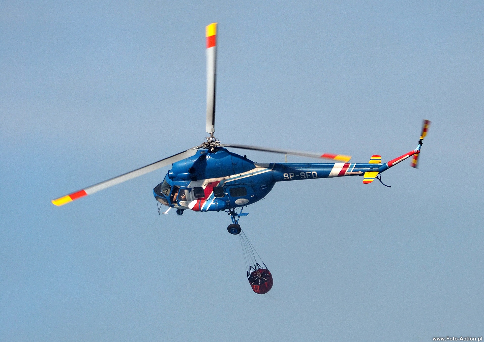 Kliknij obrazek, aby uzyskać większą wersję

Nazwa:	K8268600r.jpg
Wyświetleń:	160
Rozmiar:	776,6 KB
ID:	156400