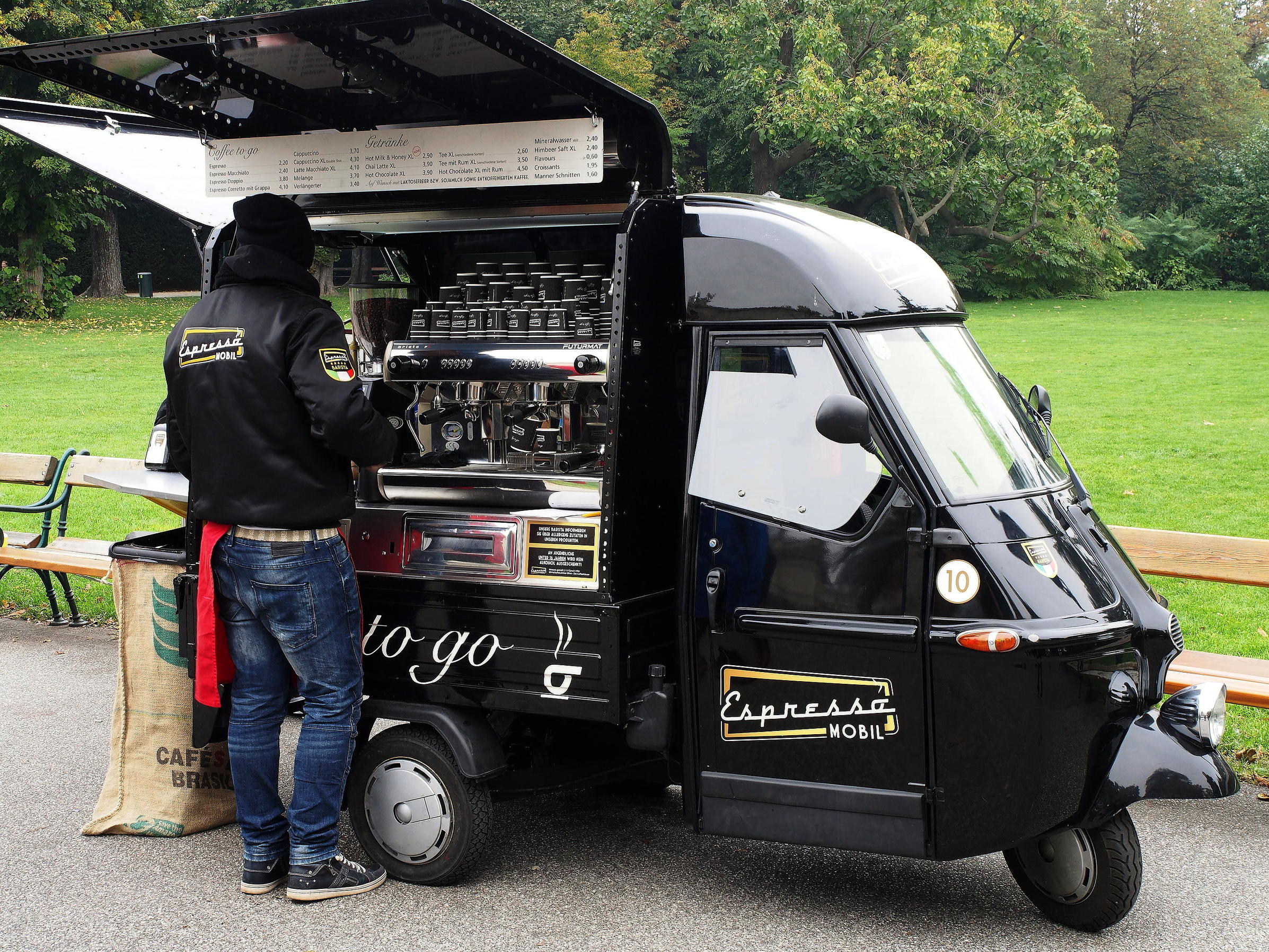 Kliknij obrazek, aby uzyskać większą wersję

Nazwa:	Wieden...EA.jpg
Wyświetleń:	154
Rozmiar:	1,05 MB
ID:	161331