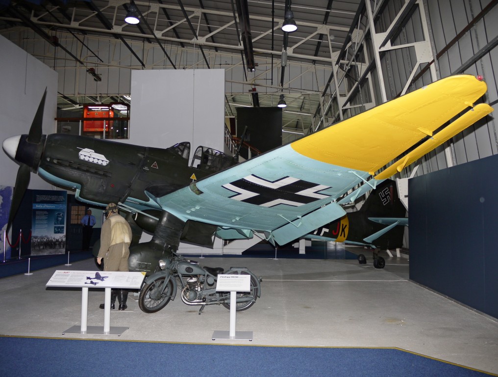 Kliknij obrazek, aby uzyskać większą wersję

Nazwa:	Ju 87 G-2.jpg
Wyświetleń:	255
Rozmiar:	190,0 KB
ID:	163518