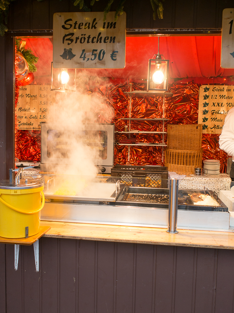 Kliknij obrazek, aby uzyskać większą wersję

Nazwa:	Stek w oparach-1180030.jpg
Wyświetleń:	138
Rozmiar:	770,9 KB
ID:	164413