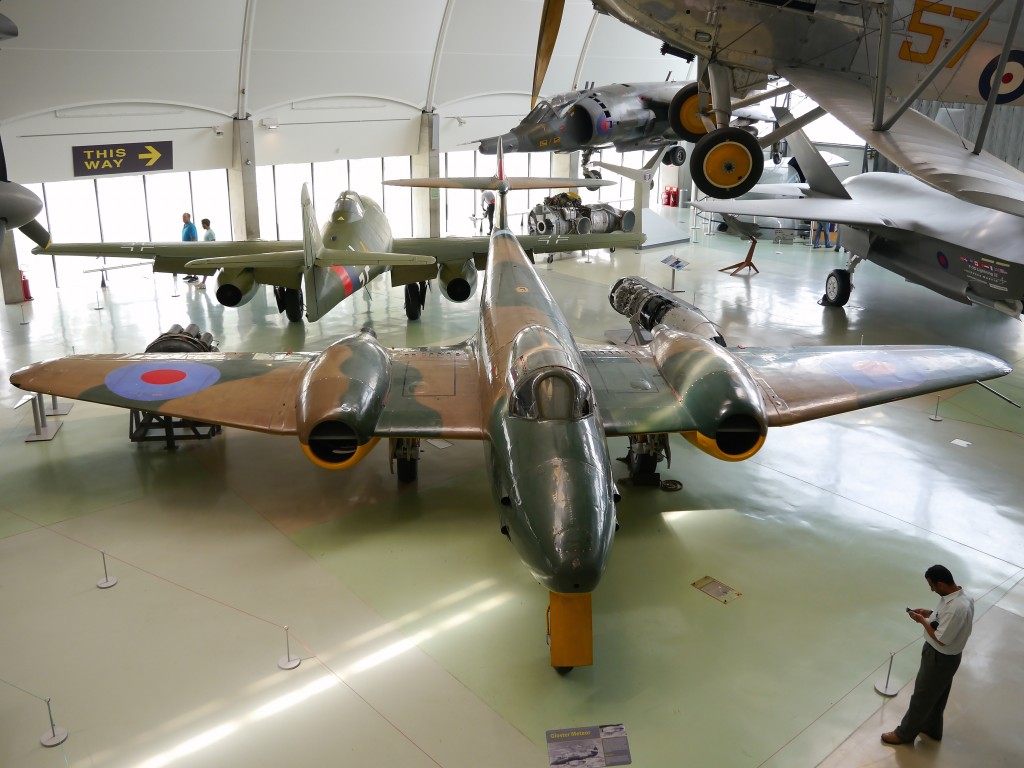 Kliknij obrazek, aby uzyskać większą wersję

Nazwa:	Gloster Meteor F.9.jpg
Wyświetleń:	584
Rozmiar:	156,0 KB
ID:	164666