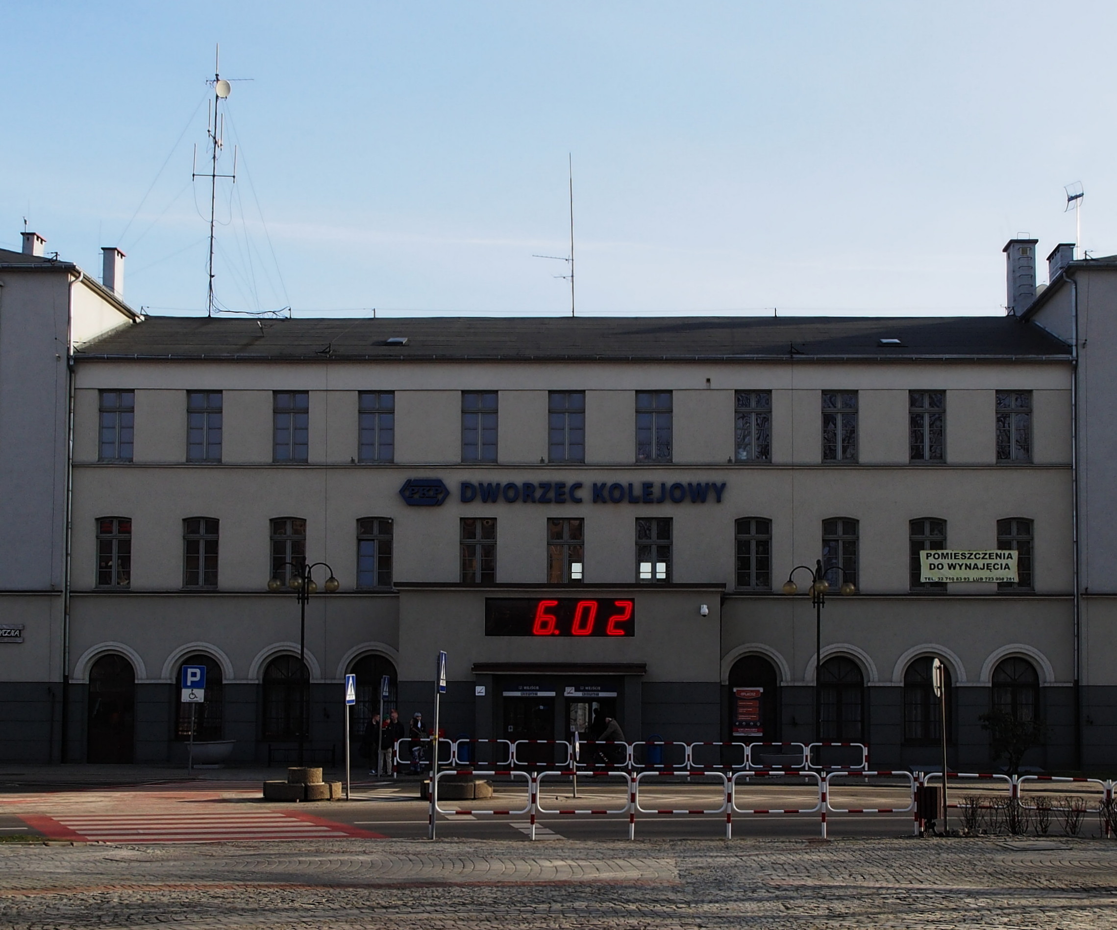 Kliknij obrazek, aby uzyskać większą wersję

Nazwa:	Spacerkiem po miescie...jpg
Wyświetleń:	203
Rozmiar:	657,1 KB
ID:	167796