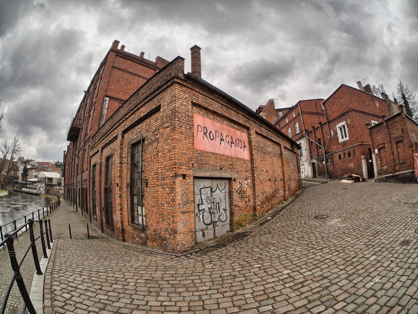 Kliknij obrazek, aby uzyskać większą wersję

Nazwa:	P3149693-HDR(3)_Default - Kopia.jpg
Wyświetleń:	158
Rozmiar:	737,3 KB
ID:	168143