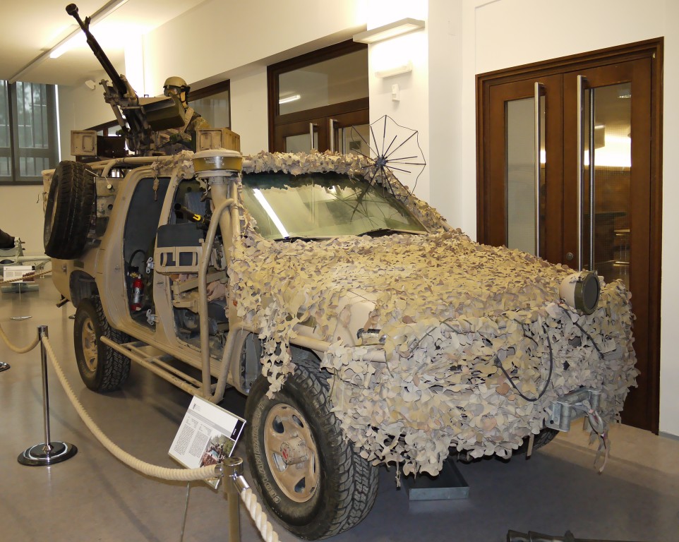 Kliknij obrazek, aby uzyskać większą wersję

Nazwa:	Toyota Hilux SCV.jpg
Wyświetleń:	971
Rozmiar:	193,7 KB
ID:	169041