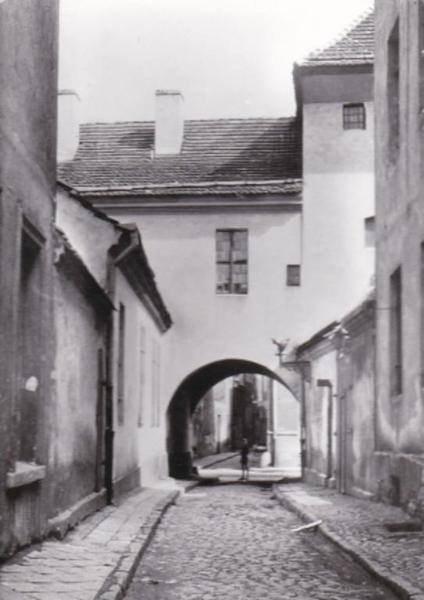 Kliknij obrazek, aby uzyskać większą wersję

Nazwa:	b1 (arch).jpg
Wyświetleń:	162
Rozmiar:	30,8 KB
ID:	169759