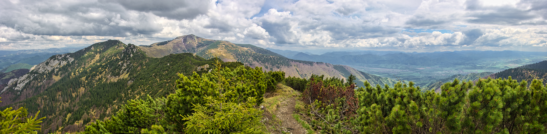 Kliknij obrazek, aby uzyskać większą wersję

Nazwa:	Fatra3Olek-1.JPG
Wyświetleń:	882
Rozmiar:	967,3 KB
ID:	174379