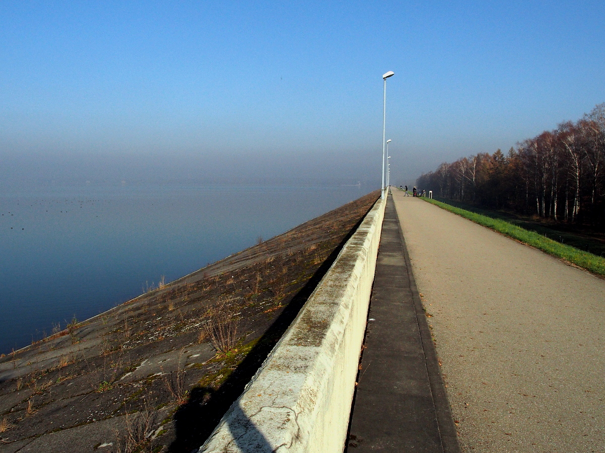 Nazwa:  PB104130.jpg
Wyświetleń: 144
Rozmiar:  608,5 KB