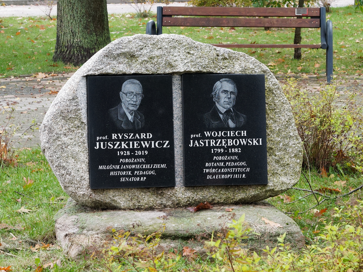 Nazwa:  Janowiec Kościelny.jpg
Wyświetleń: 209
Rozmiar:  1,74 MB