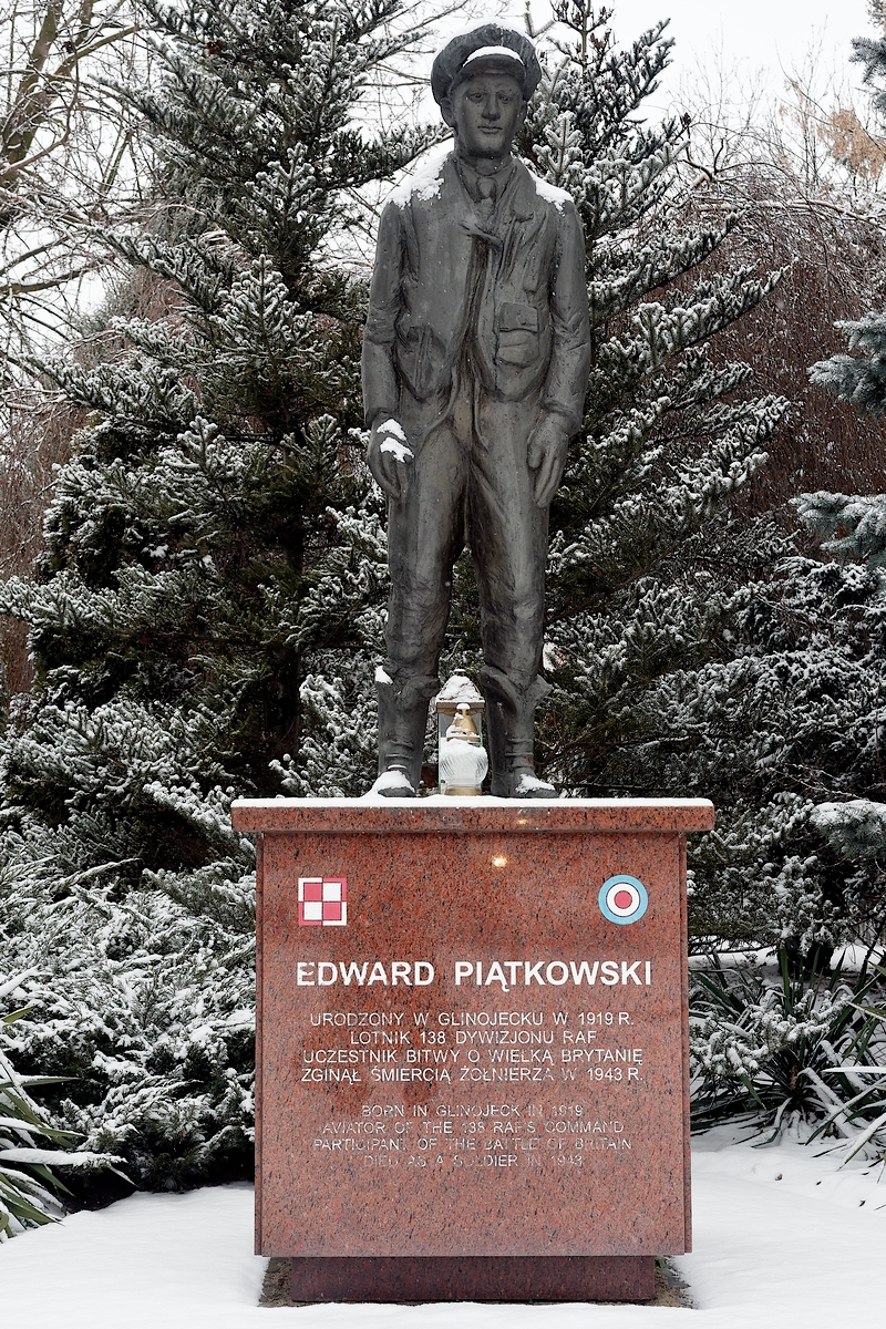Nazwa:  Pomnik Glinojeck.jpg
Wyświetleń: 131
Rozmiar:  1,22 MB