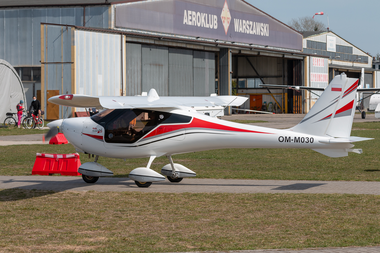 Nazwa:  OM-M030_02a.jpg
Wyświetleń: 209
Rozmiar:  1,31 MB