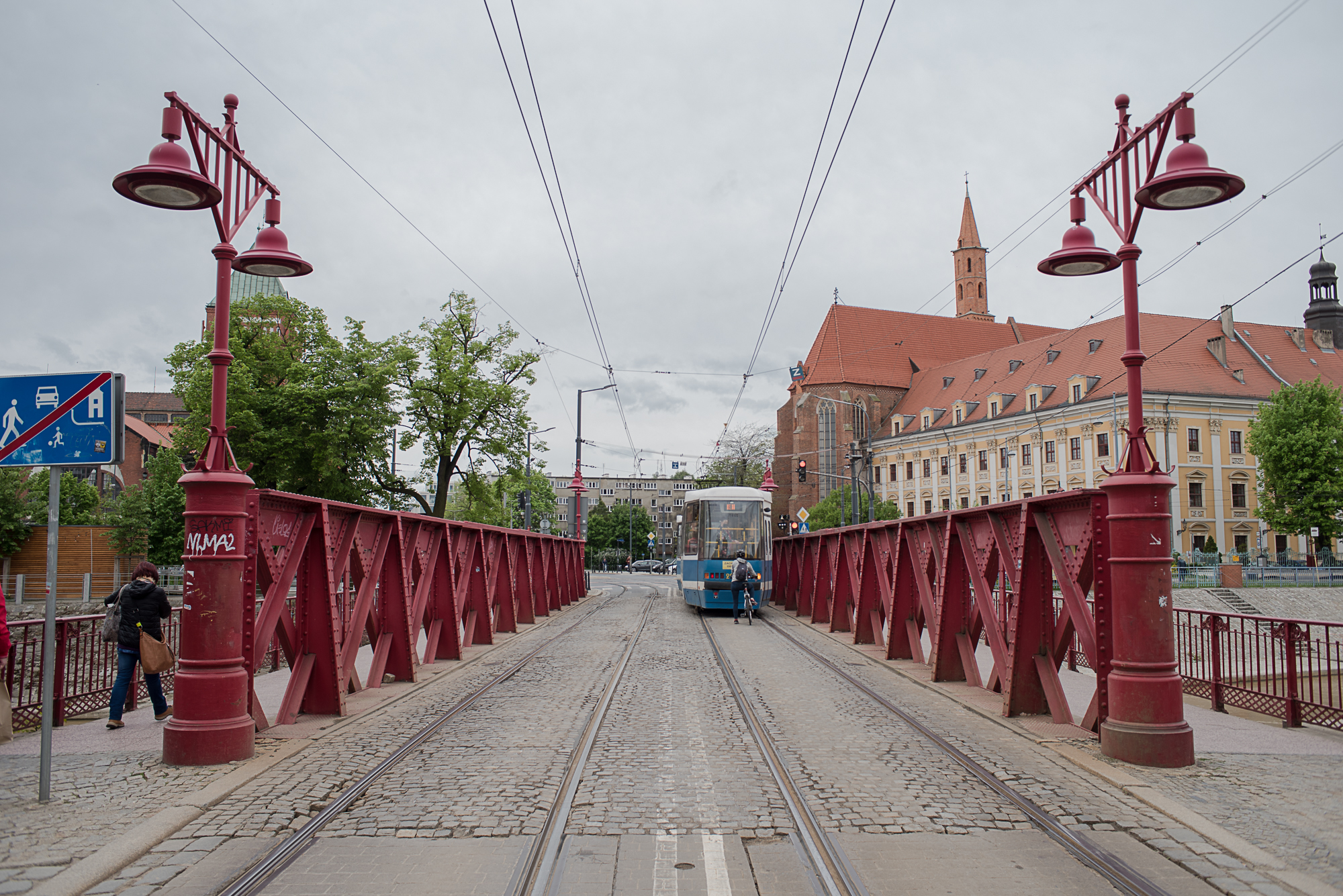 Nazwa:  Of-526.jpg
Wyświetleń: 248
Rozmiar:  2,05 MB