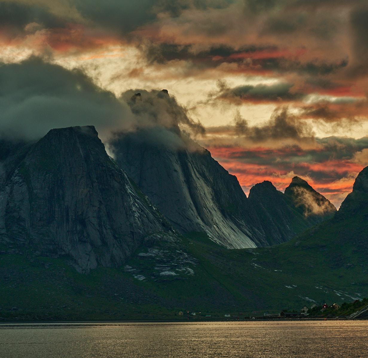 Nazwa:  _NO_22_Z7_02810 1.jpg
Wyświetleń: 123
Rozmiar:  348,2 KB