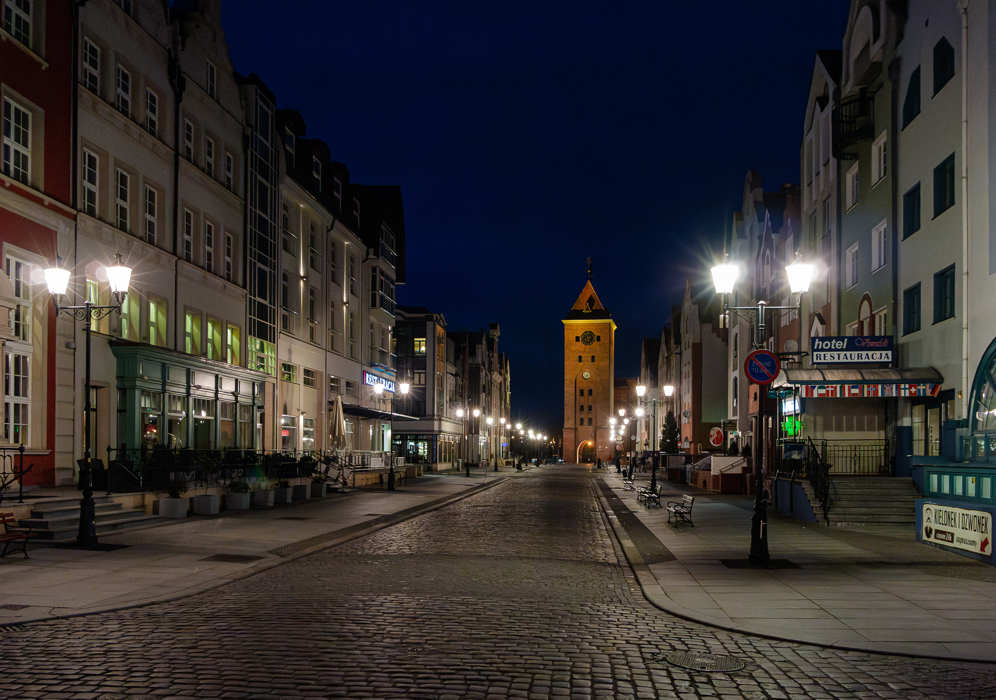 Nazwa:  P1010923-Poprawione-Szum-3-2.jpg
Wyświetleń: 176
Rozmiar:  2,70 MB