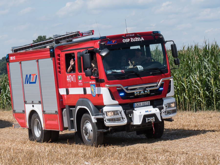 Kliknij obrazek, aby uzyskać większą wersję

Nazwa:	Nowy Man Zuzela-1013311.jpg
Wyświetleń:	261
Rozmiar:	644,2 KB
ID:	256981