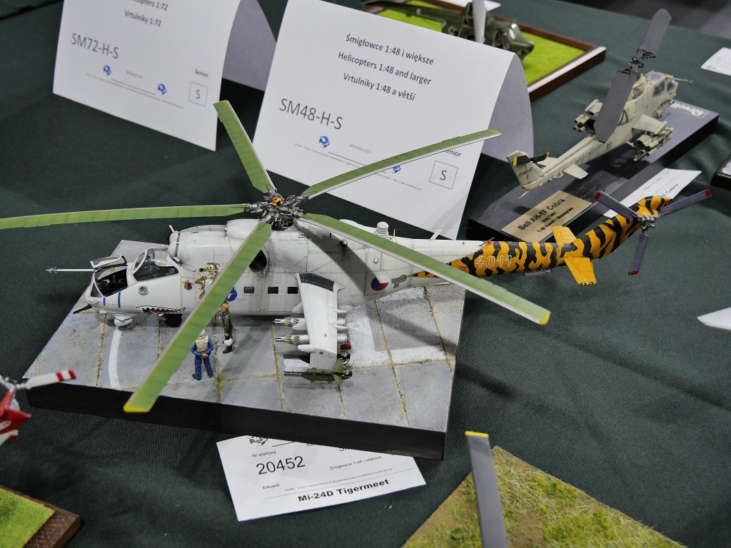 Kliknij obrazek, aby uzyskać większą wersję

Nazwa:	Mi-24D.jpg
Wyświetleń:	112
Rozmiar:	201,4 KB
ID:	259917