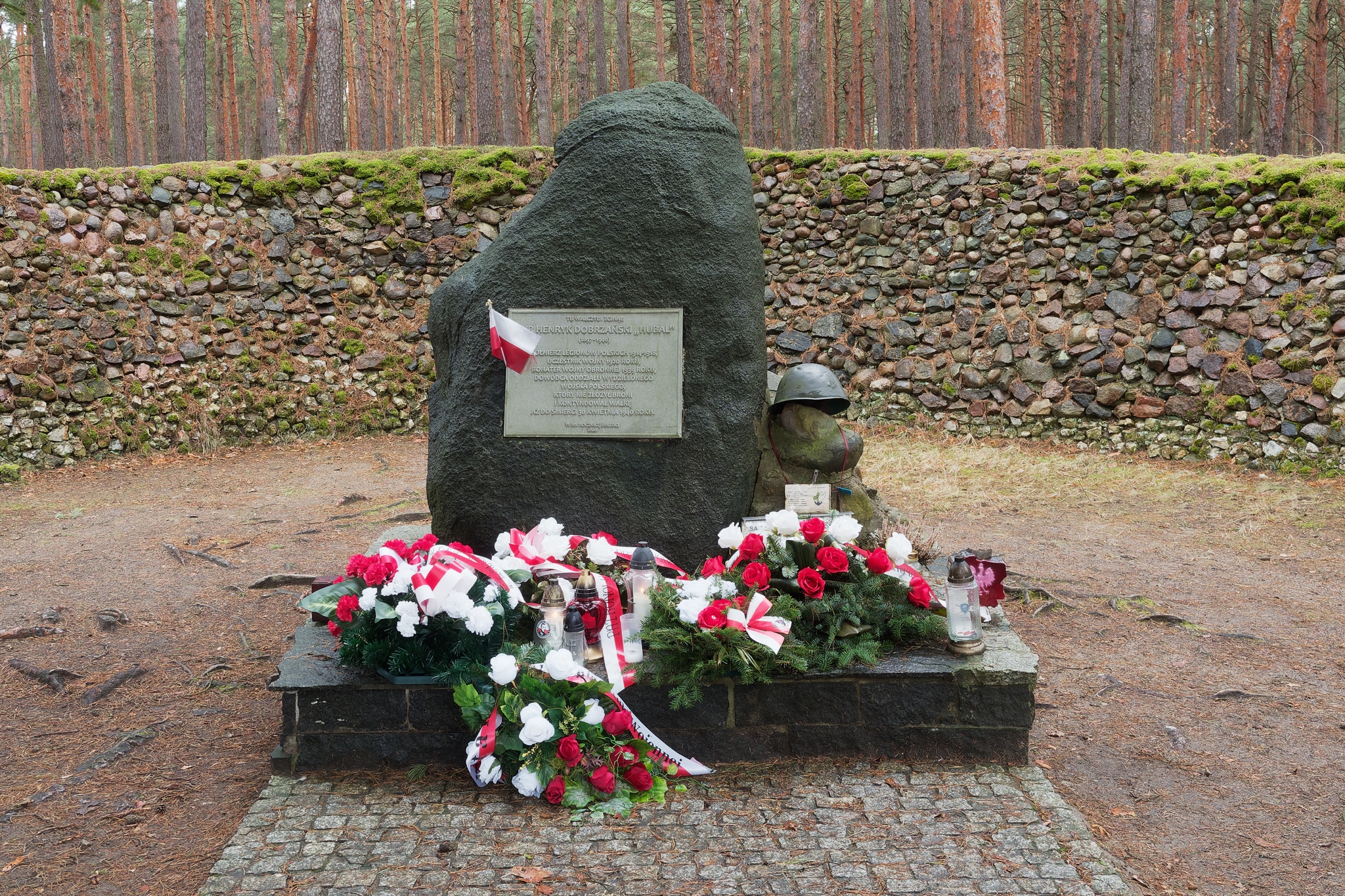 Nazwa:  Hubal 3.jpg
Wyświetleń: 190
Rozmiar:  3,49 MB