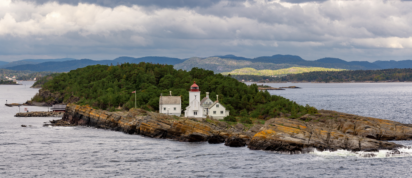 Nazwa:  _DN10613-Pano-2.jpg
Wyświetleń: 18
Rozmiar:  784,8 KB