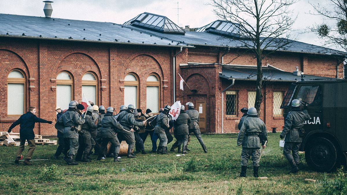 Kliknij obrazek, aby uzyskać większą wersję

Nazwa:	12_Reko_Stanu_wojennego_Klikochlasty.jpg
Wyświetleń:	123
Rozmiar:	205,7 KB
ID:	185726